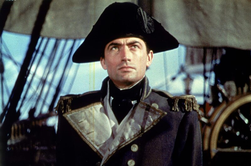 Kapitän Hornblower(Gregory Peck) gibt den Befehl, schnellstmöglich nach England zu segeln, da ihn die Anwesenheit von Lady Barbara (Virginia Mayo) zu sehr schmerzt. Diese hatte ihm kurz zuvor ihre Liebe gestanden, doch sie beide sind bereits vergeben. – Bild: Warner Bros. Entertainment, Inc. / © Warner Bros. Entertainment, Inc. Kapitän Hornblower(Gregory Peck) gibt den Befehl, schnellstmöglich nach England zu segeln, da ihn die Anwesenheit von Lady Barbara (Virginia Mayo) zu sehr schmerzt. Diese hatte ihm kurz zuvor ihre Liebe gestanden, doch sie beide sind bereits vergeben. – Bild: Warner Bros. Entertainment, Inc. / © Warner Bros. Entertainment, Inc.