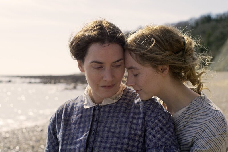 Ammonite Kate Winslet als Mary Anning, Saoirse Ronan als Charlotte Murchison SRF/2021 Ascot Elite Entertainment Group/Agatha A. Nitecka – Bild: SRF1 Ammonite Kate Winslet als Mary Anning, Saoirse Ronan als Charlotte Murchison SRF/2021 Ascot Elite Entertainment Group/Agatha A. Nitecka – Bild: SRF1