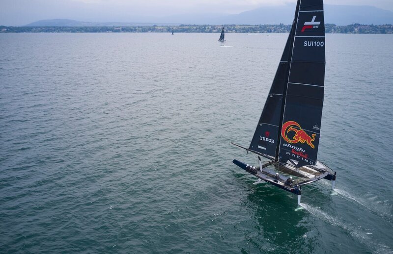 Alinghi Red Bull Racing tritt 2023 beim TF35 Geneva Cup in Genf, Schweiz, auf. – Bild: Loris von Siebenthal /​ TF35 Trophy /​ Alinghi Red Bull Racing /​ www.redbullmediahouse.com /​ Usage for editorial use only